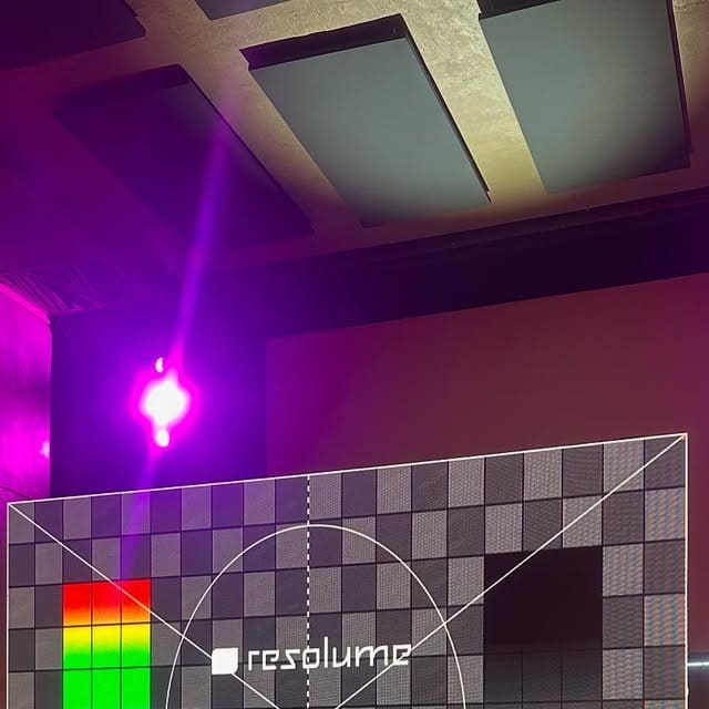 LED video wall build
