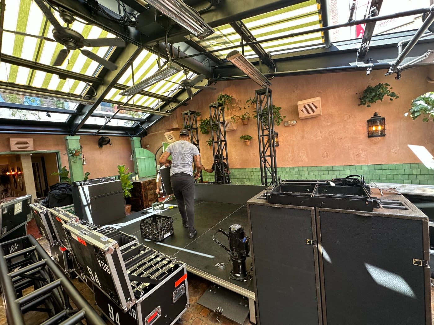 Floral stage build — July 2023